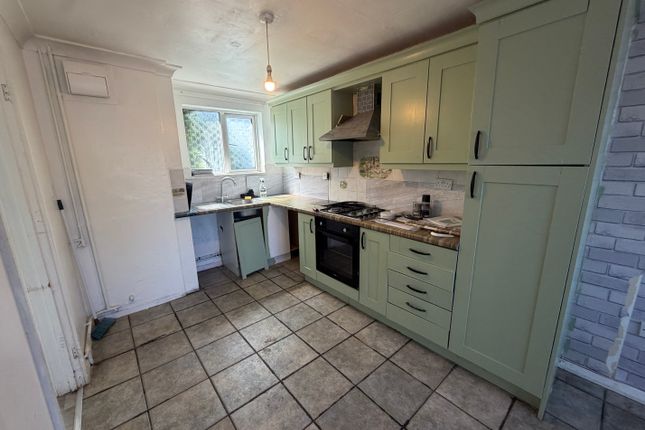 78, Peterborough photo 3