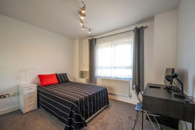 Estella Apartments E15, Stratford photo 4