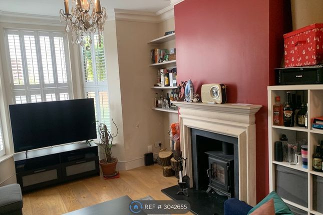 Holmesdale Road, London photo 3
