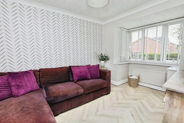 10, Minton Close, Liverpool photo 4