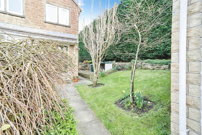 58, Highfell Rise, KEIGHLEY photo 2