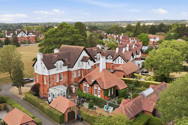 43 Great Stony Park, Ongar photo 4