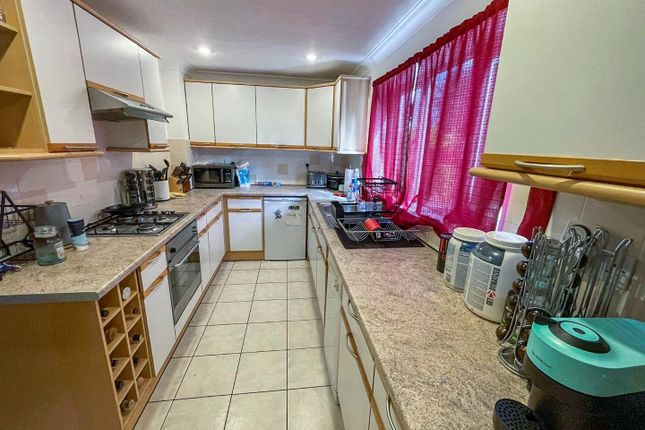 5, Firs Way, Brandon photo 3