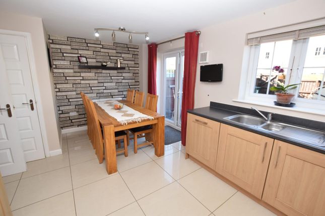 Town house for sale in Mossley Place, Penistone, Sheffield