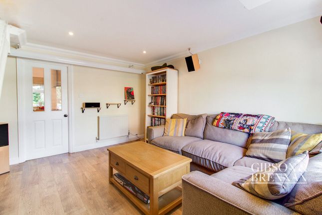 End terrace house for sale in Bunting Lane, Billericay