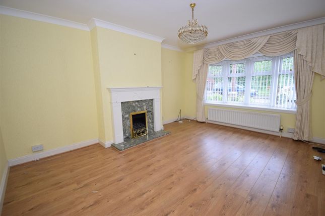 22, The Hawthorns, East Boldon photo 2