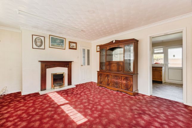 5, Three Post Road, Thetford photo 4
