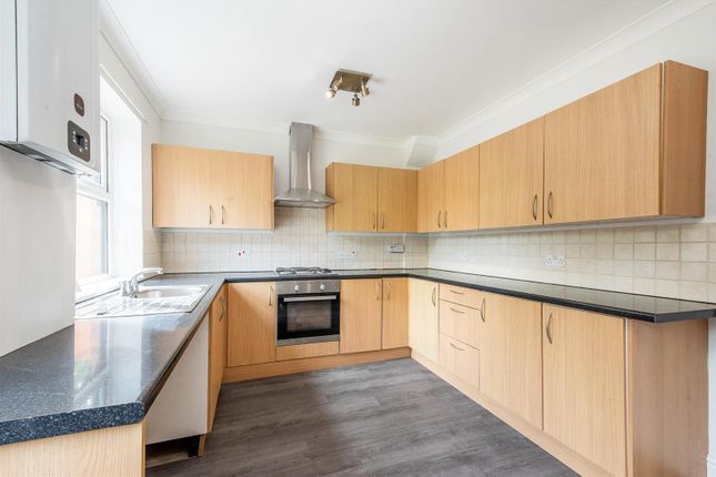 6, Beechfield Court, Leyland photo 3