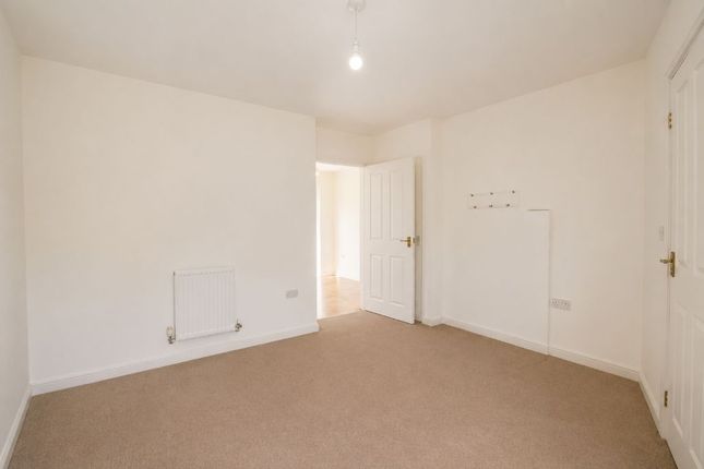 122, Dyffryn Y Coed, Pontypridd photo 3