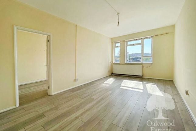 220a, Farnham Road, Slough photo 4