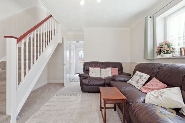55 Dairyglen Avenue, Cheshunt, Hertfordshire photo 4