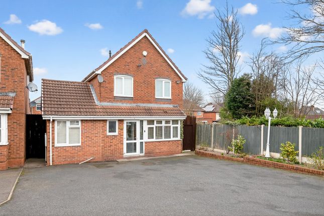 7 Deborah Close, Wolverhampton, Wolverhampton photo 2