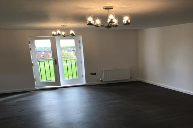 Thumbnail Flat to rent in Horseshoe Cresent, Great Barr