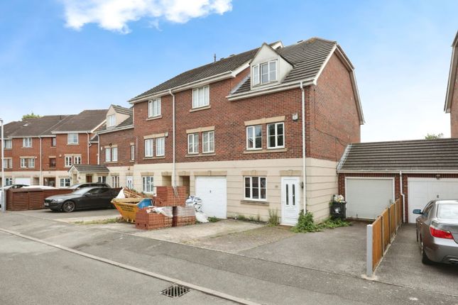 4-bed other on 11, Rose Park Close, Hayes, £595,000