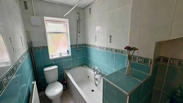 34, BIRMINGHAM photo 4