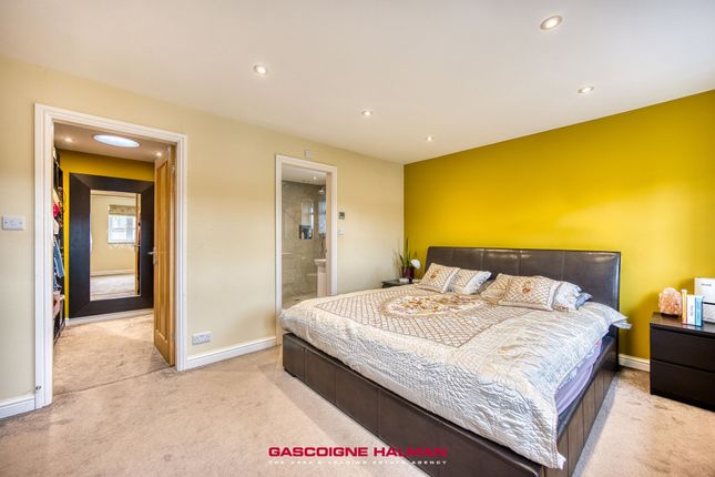 15 Lyncombe Close, Cheadle photo 3