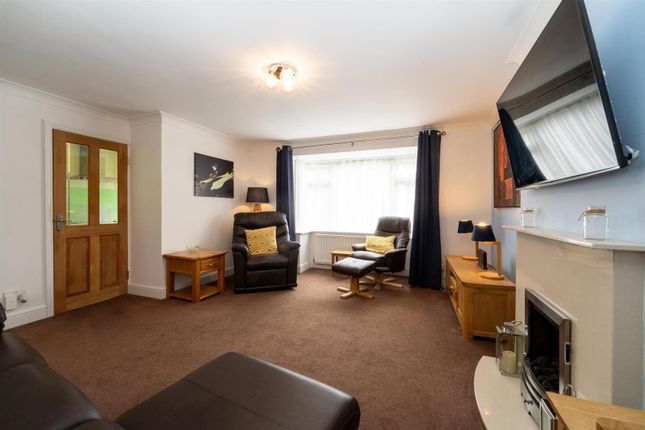 3, Lexington Close, Borehamwood photo 3