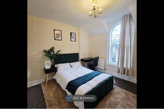 St Leonards Road, Northampton photo 4