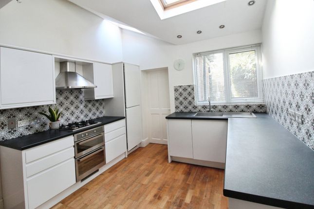 24, Wroxton Road, Birmingham photo 3