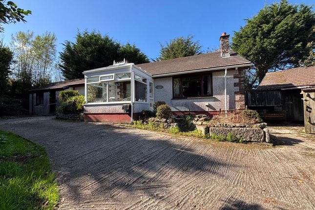 2-bed bungalow on Hillcrest, Treskilling, Bodmin, £300,000
