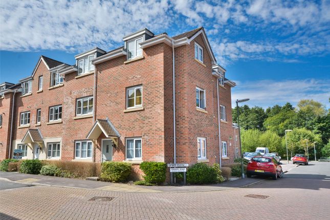 Flat for sale in Spiro Close, Pulborough, West Sussex