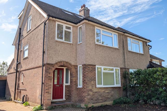 4-bed house on Goffs Lane, Waltham Cross, £2,995/mo