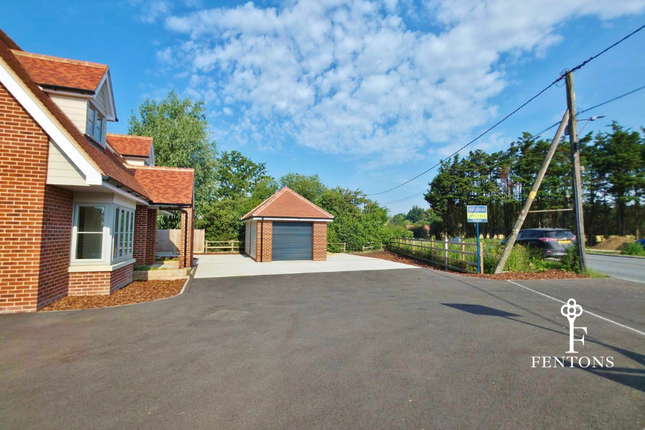 Pondview Cottage, 4, Frinton Road, Thorpe-le-Soken photo 4