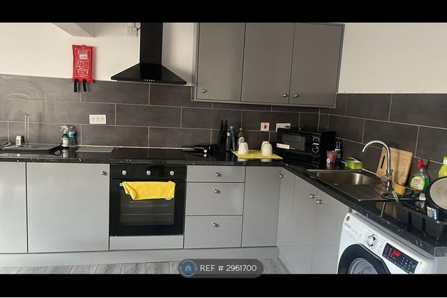 Flat, Soho Road, Birmingham photo 4