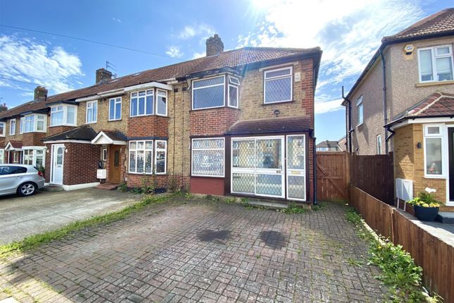 3 bed end terrace house to rent in Berkeley Road, Hillingdon, Middlesex UB10