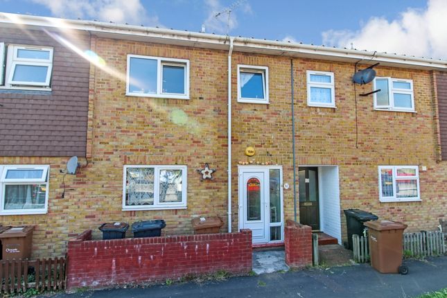 Thumbnail Terraced house to rent in Launcelot Close, Andover, Hampshire