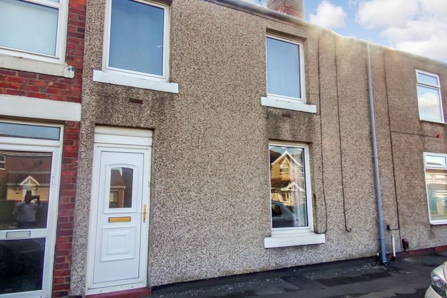 2 bed terraced house to rent in North Terrace, West Allotment, Newcastle Upon Tyne NE27