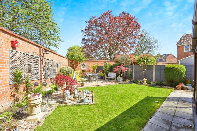 Thumbnail Detached house for sale in Rushcliffe Gardens, Chaddesden, Derby