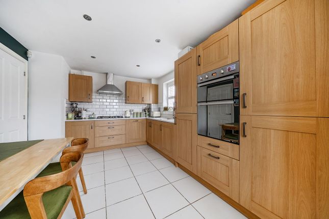 29, Shackleton Gardens, Flitwick photo 4