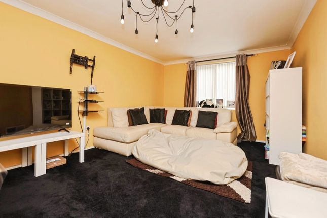 42, Jackson Walk, West Midlands photo 2