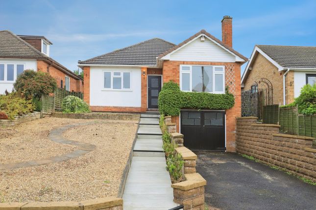 3-bed bungalow on Cedar Crescent, Worcestershire, £450,000