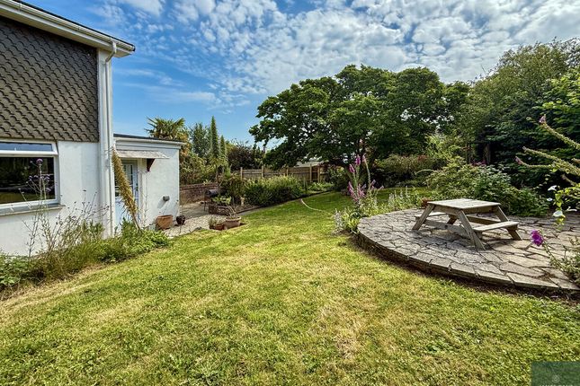 6, Gwendroc Close, Truro photo 2