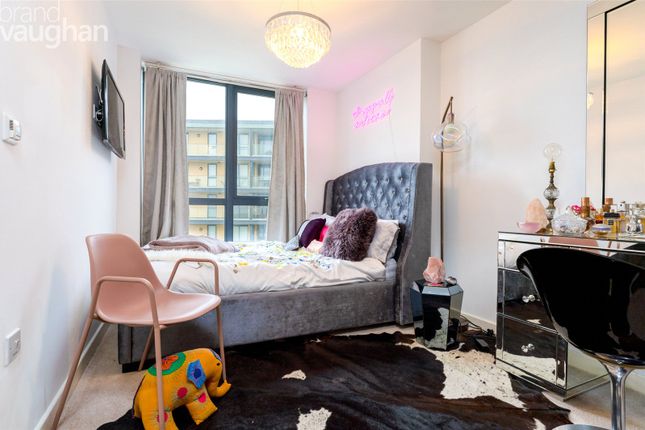 Flat 19, Caspian Heights,, Suez Way, Brighton photo 4