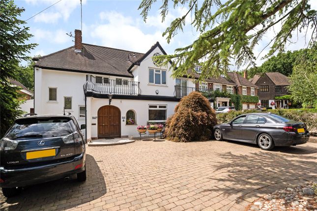 Thumbnail Detached house for sale in Lowswood Close, Northwood, Middlesex