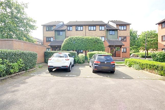 Flat for sale in Maltby Drive, Enfield