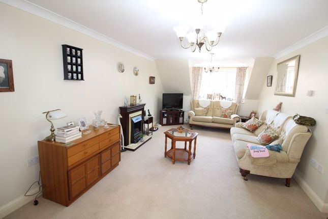48 Alexandra Walk, Prince Charles Avenue, Dartford photo 3