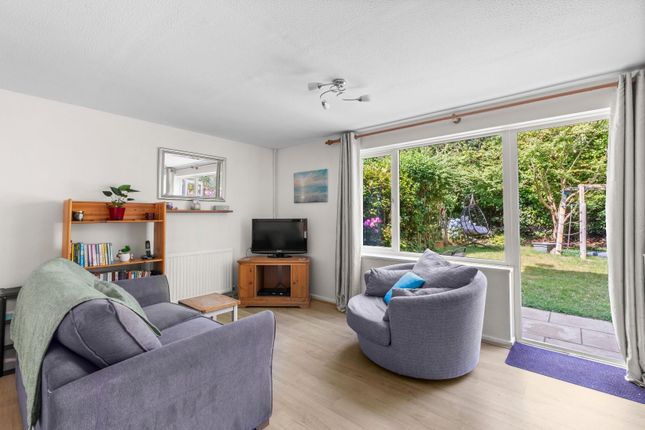 19, The Gowers, Amersham photo 4