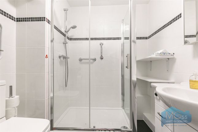 7, Mulberry Court, East Finchley photo 4
