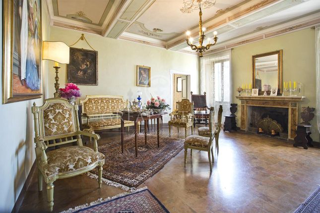 Villa for sale in Trevi, Perugia, Umbria