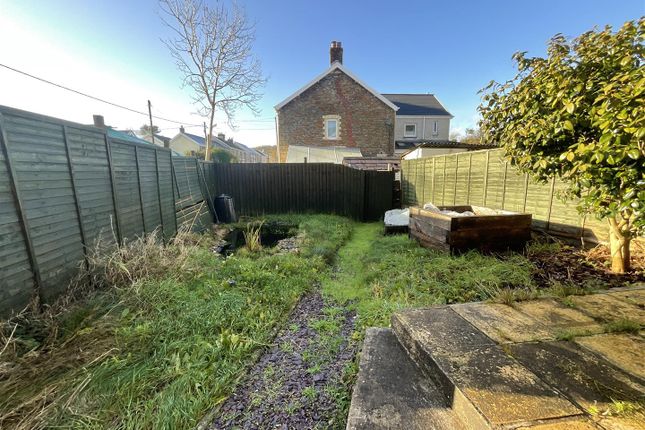 47, Heol Cae Gurwen, Ammanford photo 3