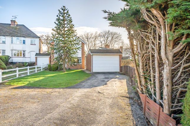Thumbnail Detached house for sale in Beetons Avenue, Ash, Surrey