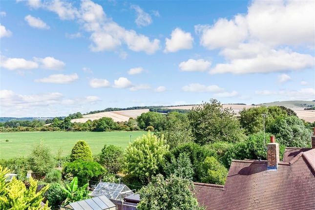 Gaston Way Lavant, Chichester photo 3