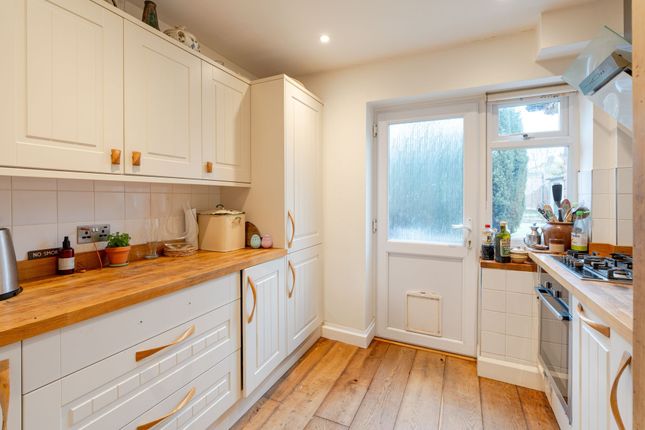 17 Buckler Road, Oxford photo 2