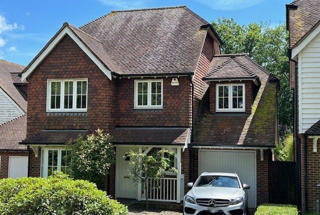 Thumbnail Detached house to rent in Lark Rise Close, Lindfield, Haywards Heath, West Sussex