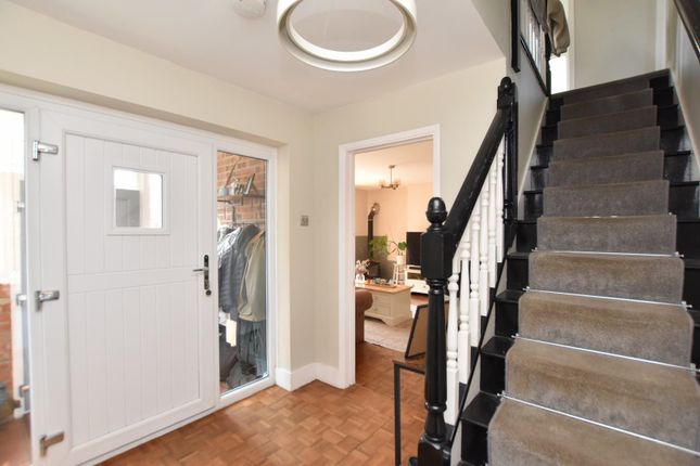 17, Honeywood Close, Hythe photo 4