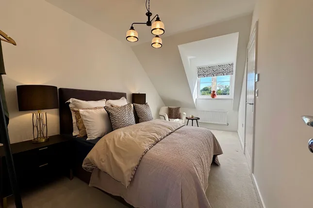 Persimmon Homes - Oakcroft Chase